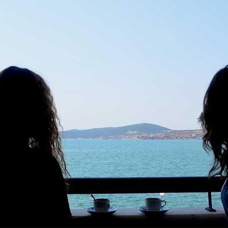 Ayvalik Palas Hotel Buitenkant foto