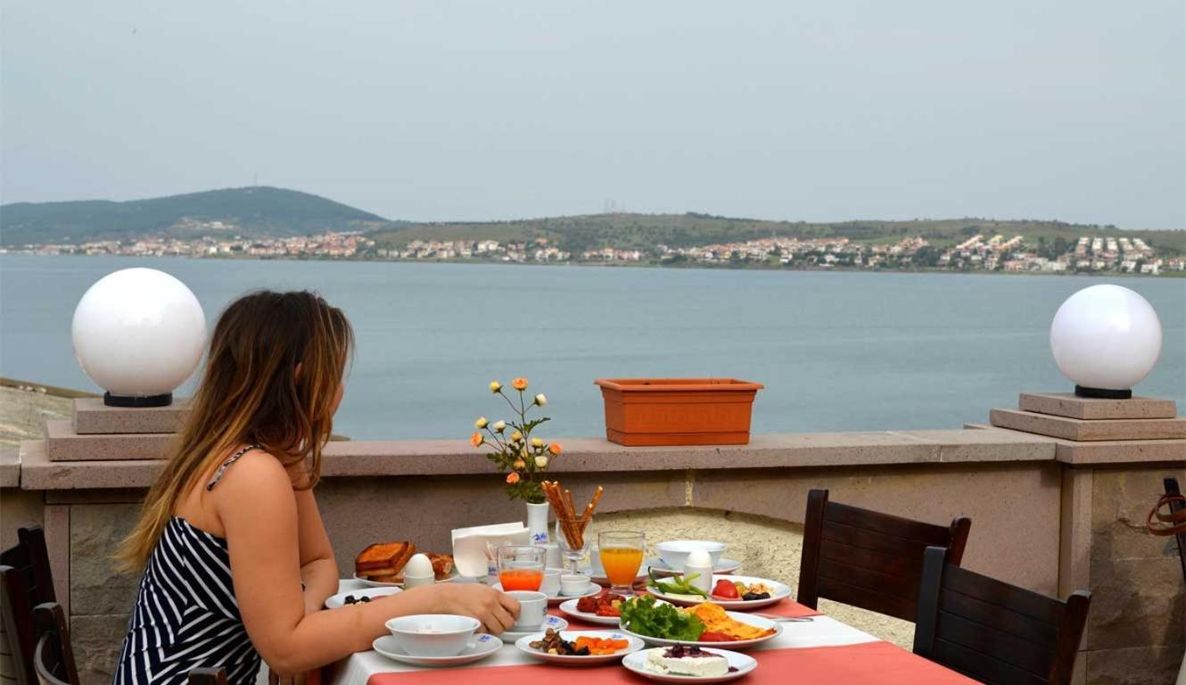 Ayvalik Palas Hotel Buitenkant foto