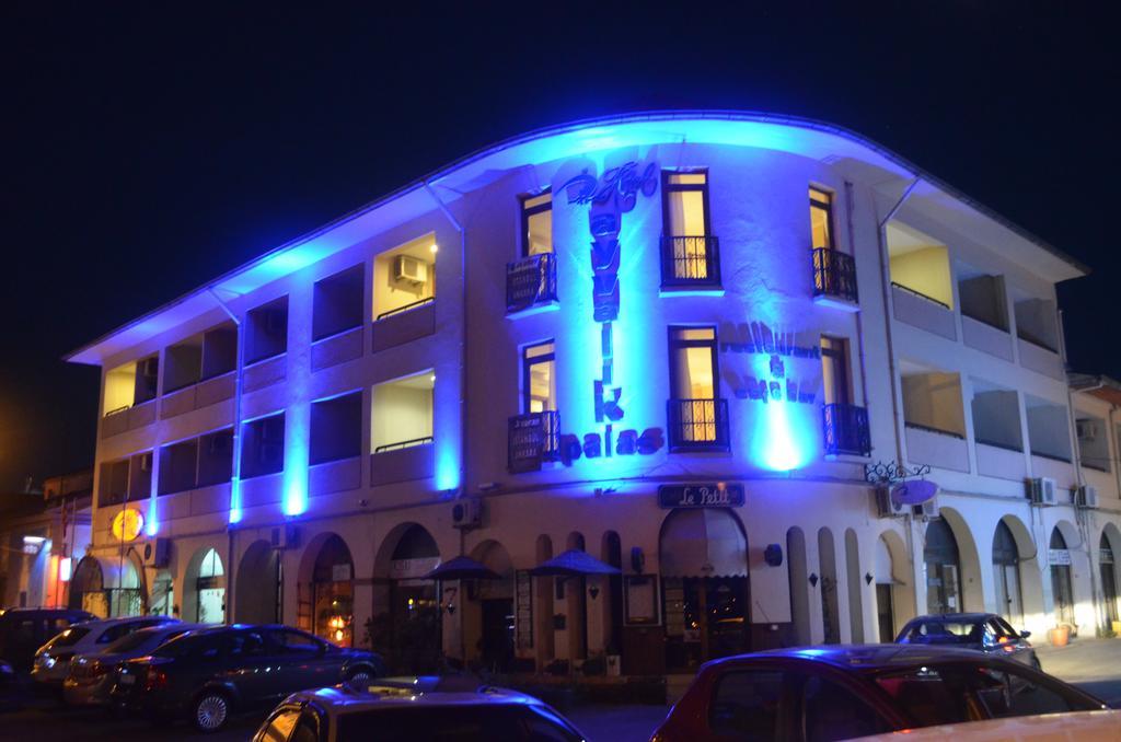 Ayvalik Palas Hotel Buitenkant foto
