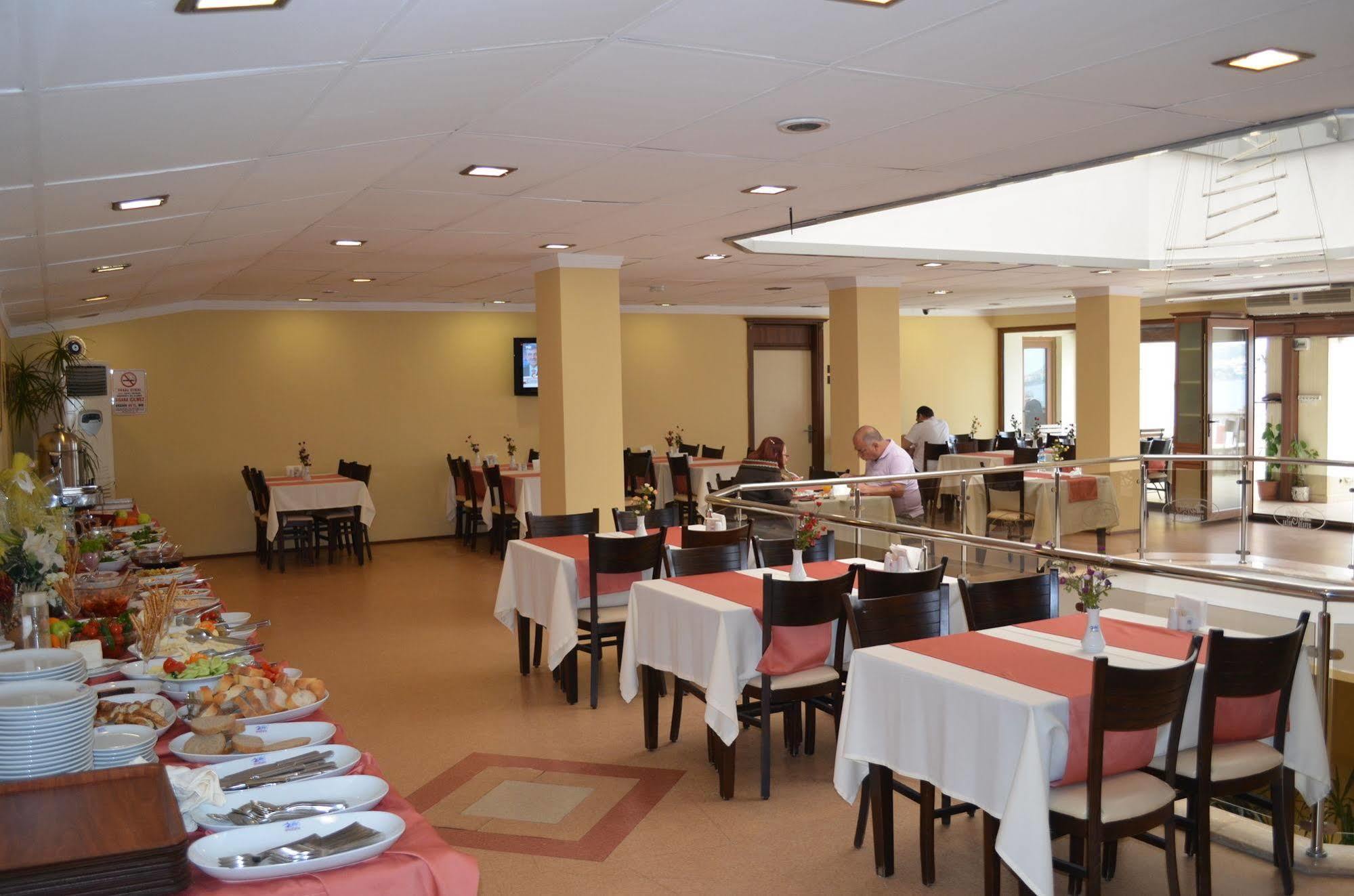 Ayvalik Palas Hotel Buitenkant foto