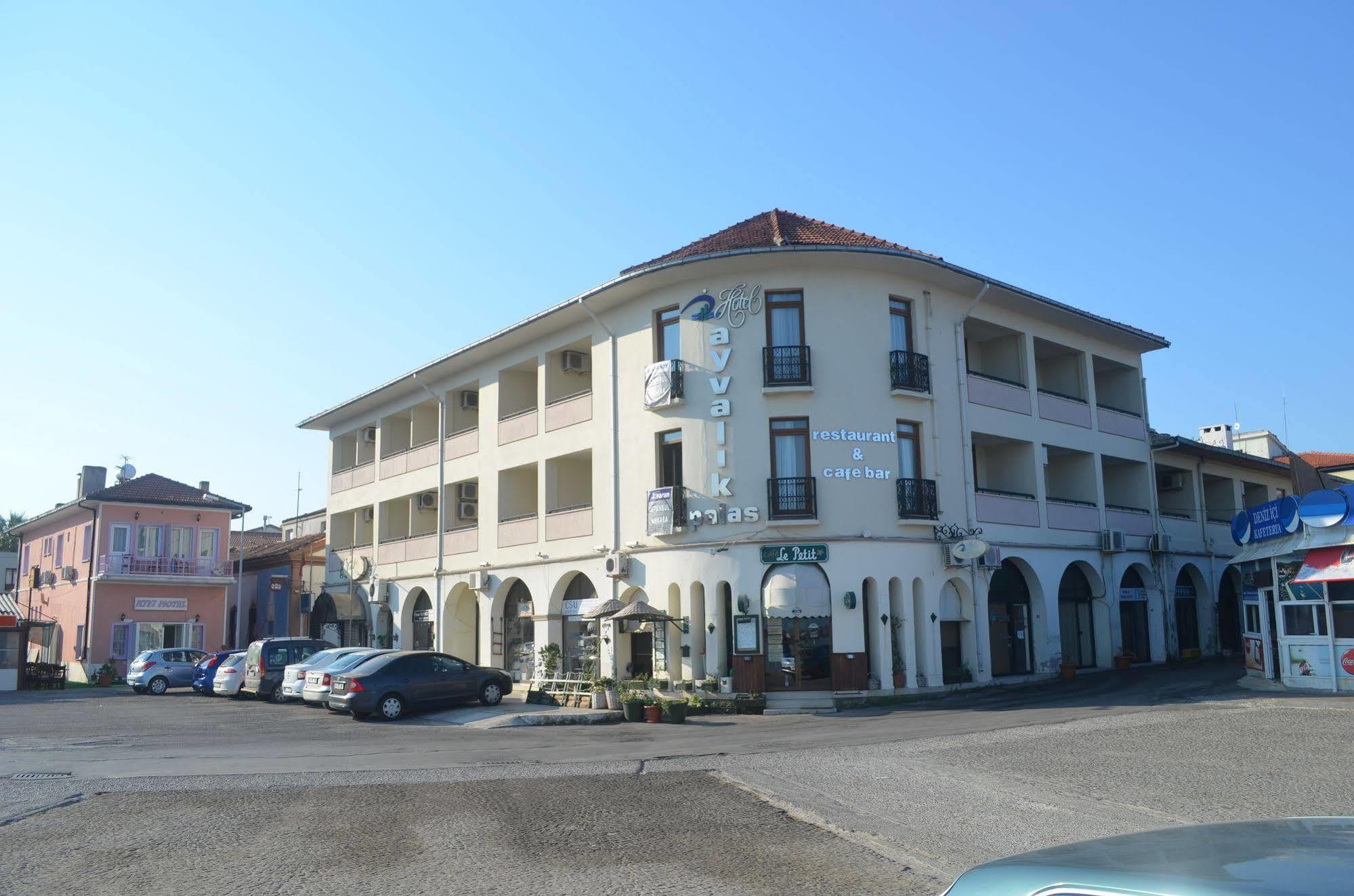 Ayvalik Palas Hotel Buitenkant foto