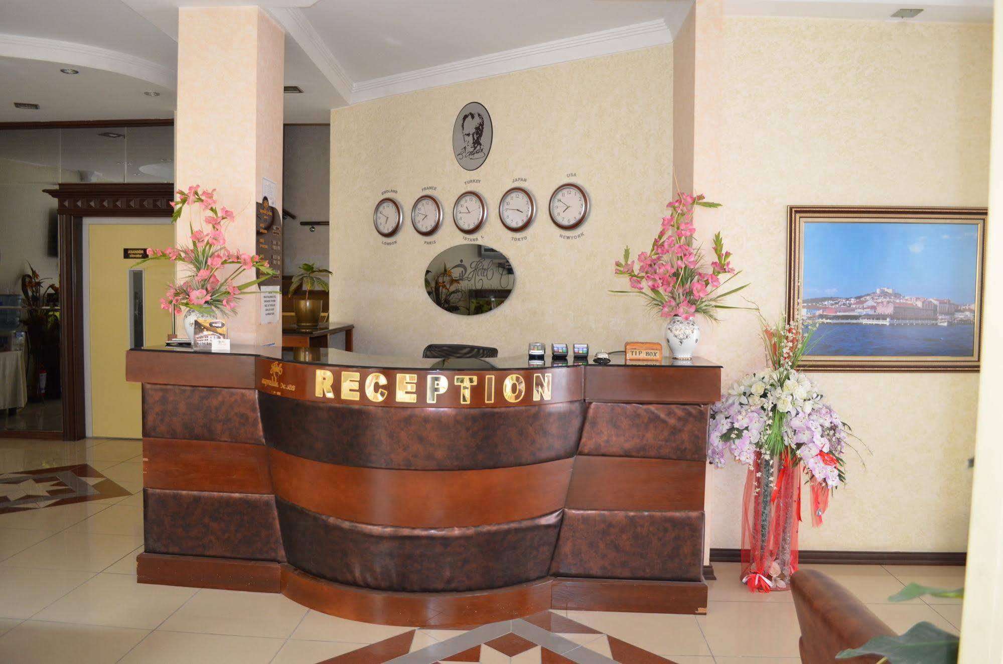 Ayvalik Palas Hotel Buitenkant foto