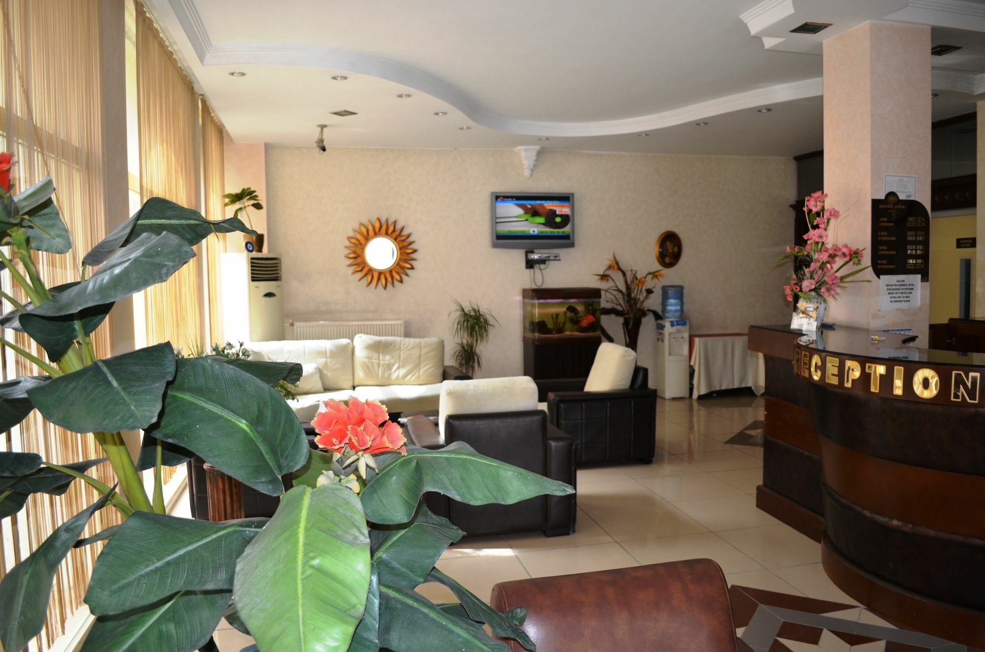 Ayvalik Palas Hotel Buitenkant foto